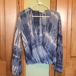 tie die cropped shirt