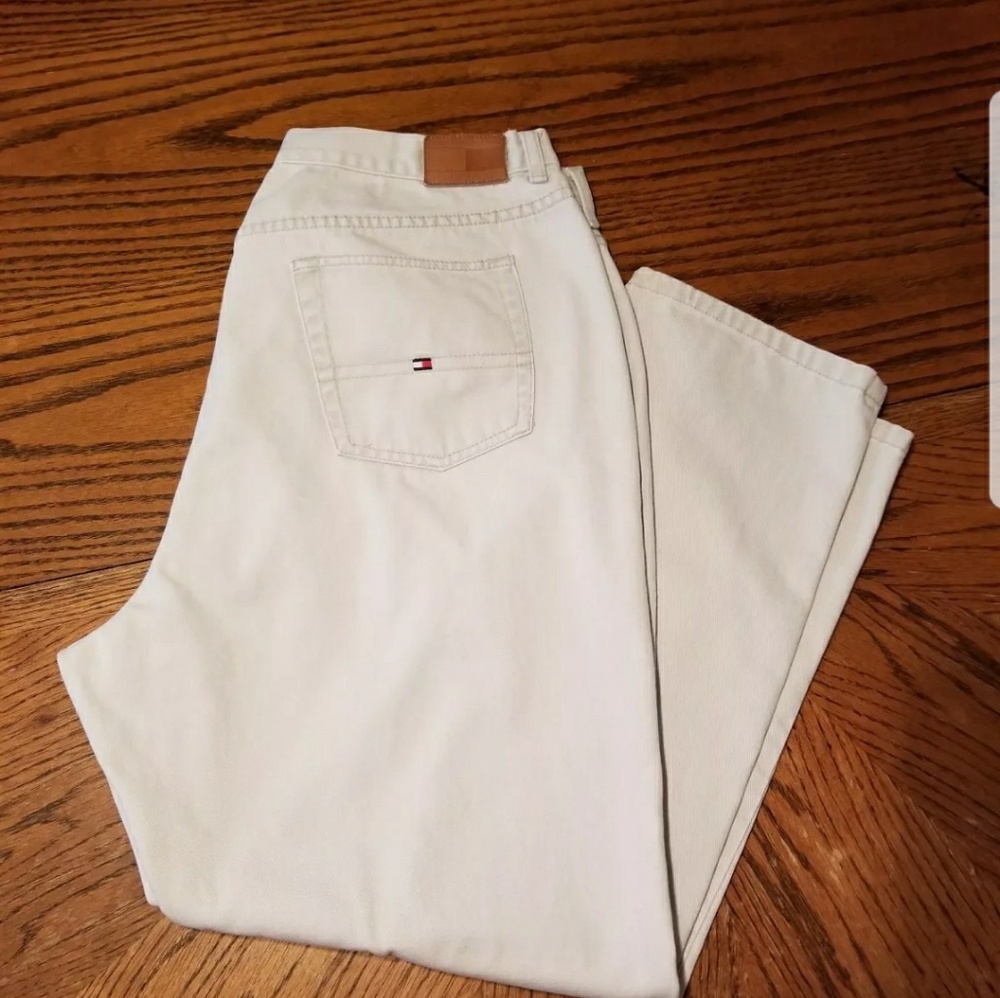 Women's Tommy Hilfiger Cream Color Jeans Size 20