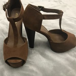 Tan Heels