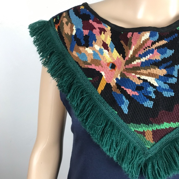 Navy blue embroidered tapestry jersey dress - Picture 2 of 7