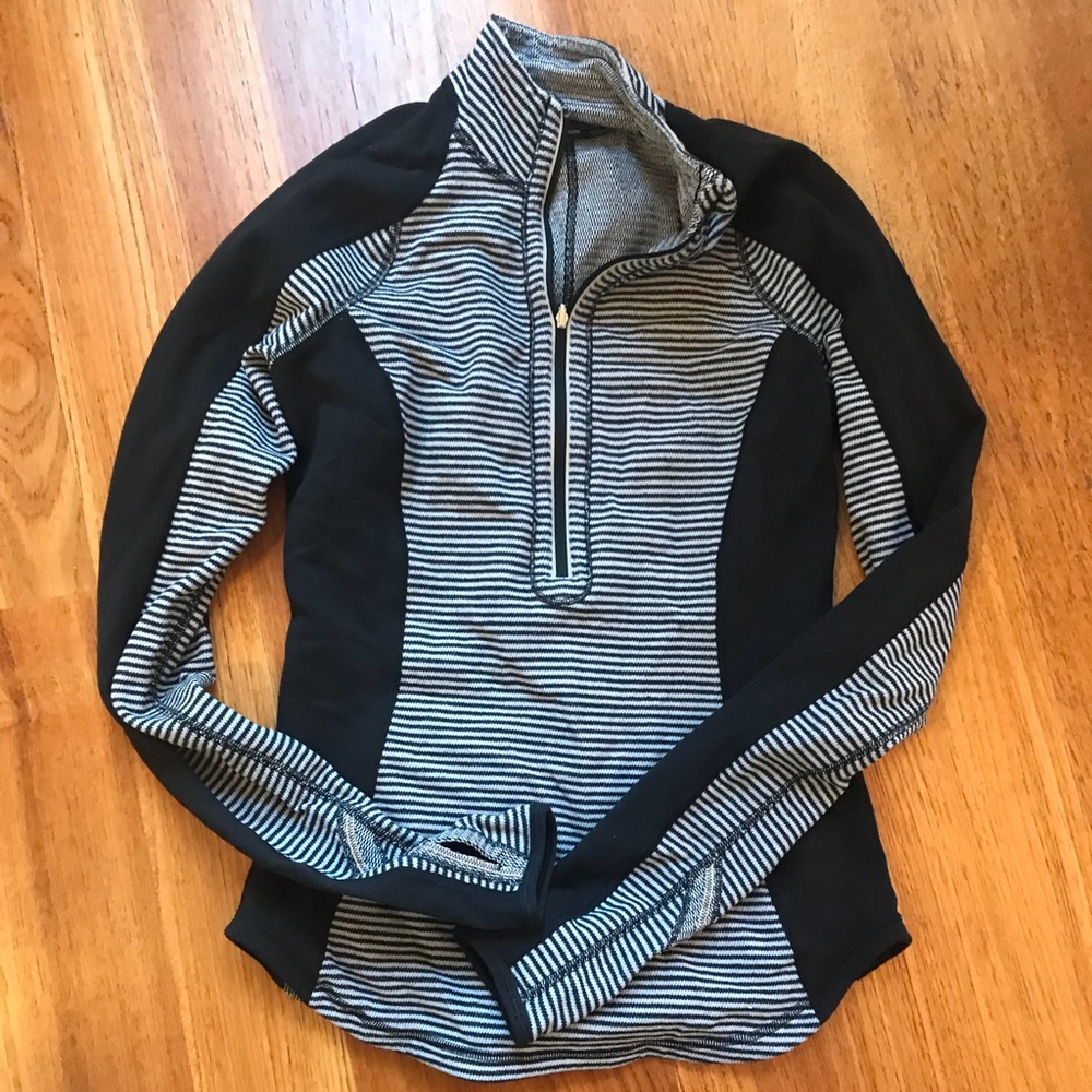Lulu lemon half zip fits size small