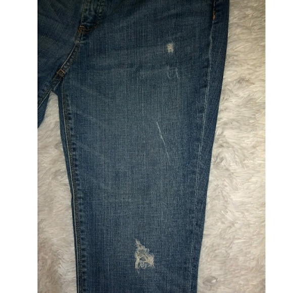 New York & Company Distressed Jeans - Picture 4 of 8