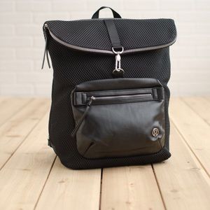 Lululemon Kickin' It backpack