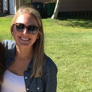 Meet your Posher, Carolyn