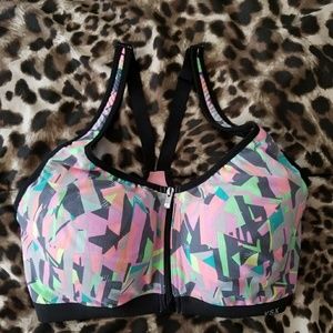 Victoria's Secret Incredible Sport bra