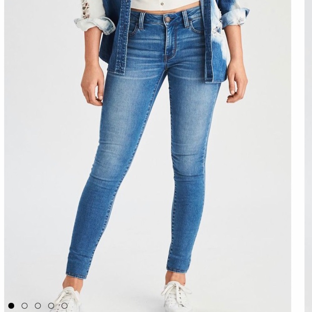 American Eagle Skinny Jegging Jeans Medium Wash