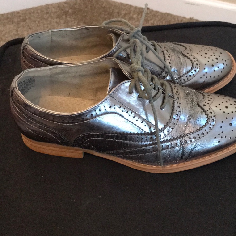 Wanted Metallic/Pewter Wingtip Loafers