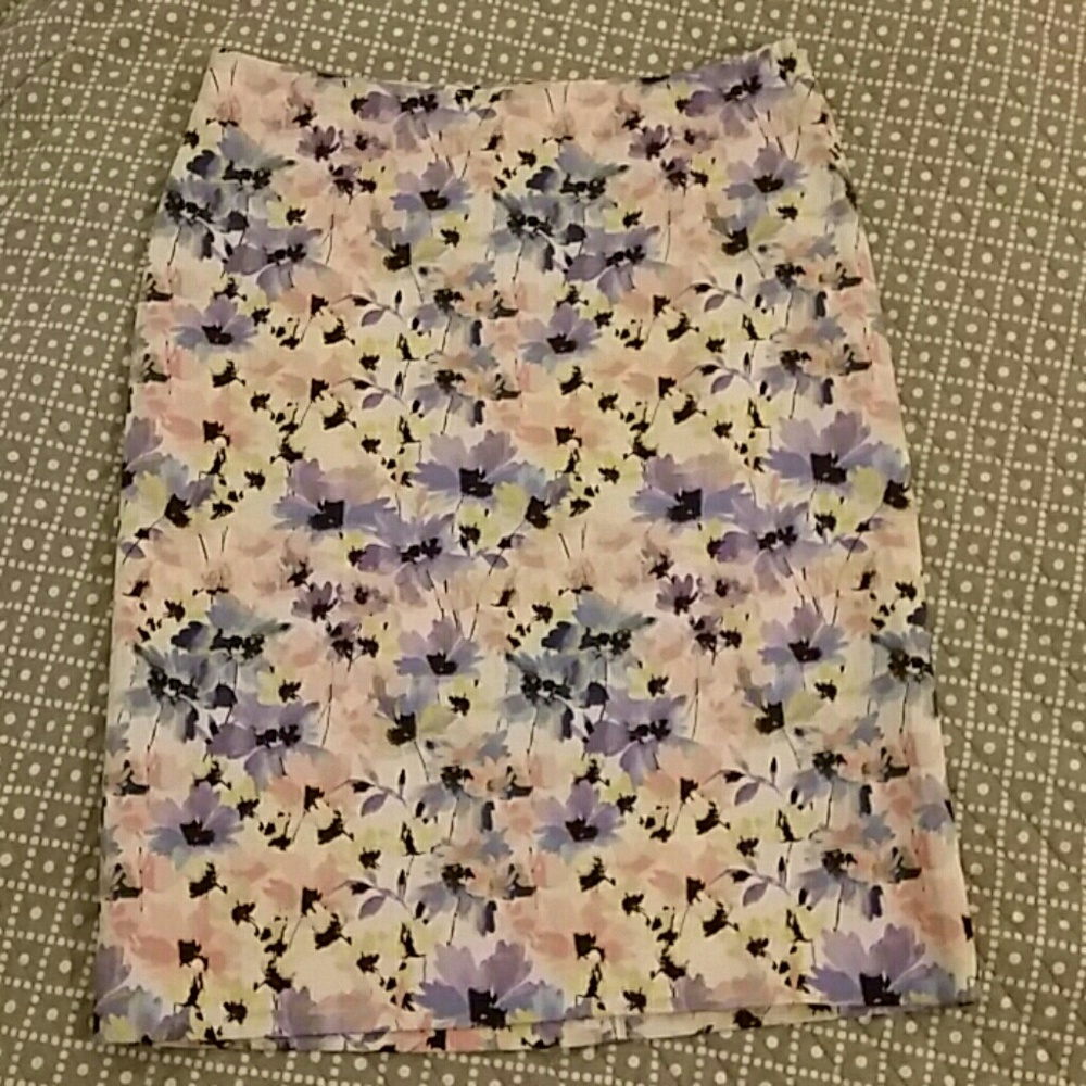 Talbot pencil skirt with back slit