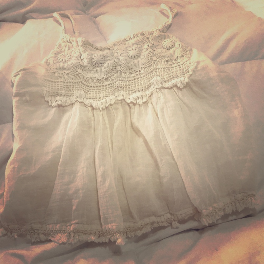 American Rag Cie Flowy crop top