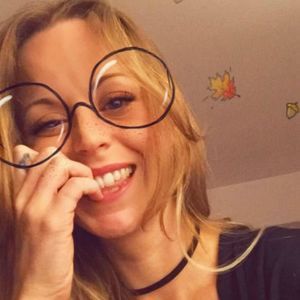 Meet your Posher, Jenny