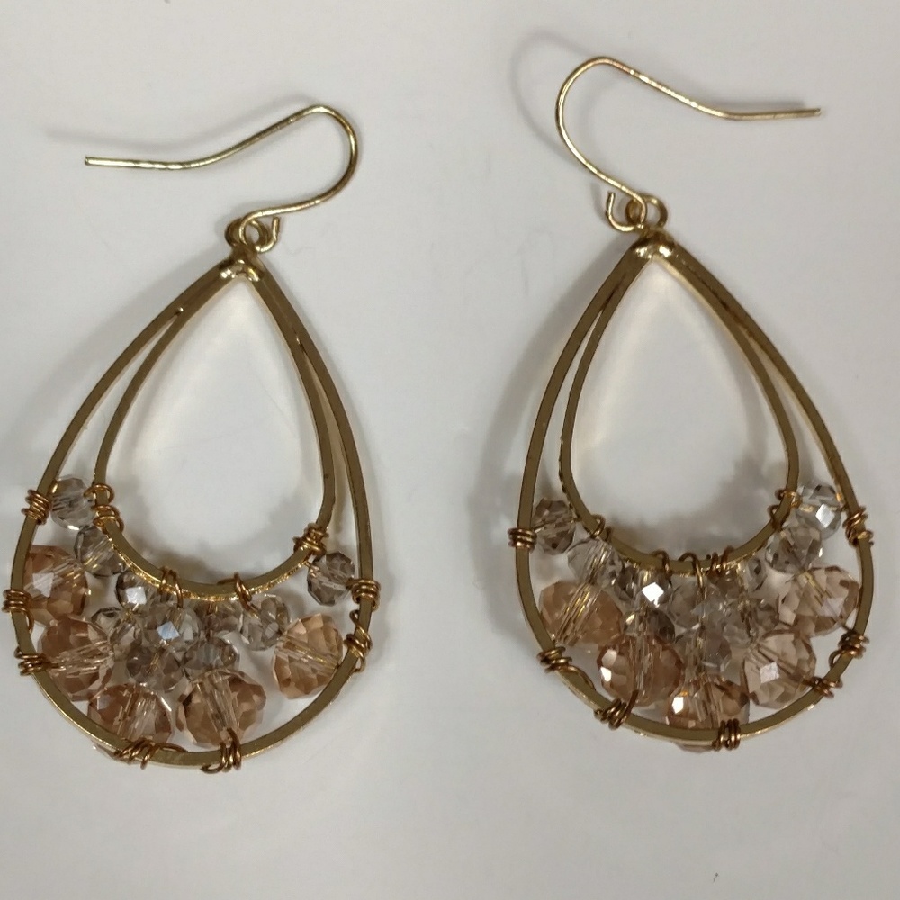 Vintage earrings w clear & topaz rhinestones