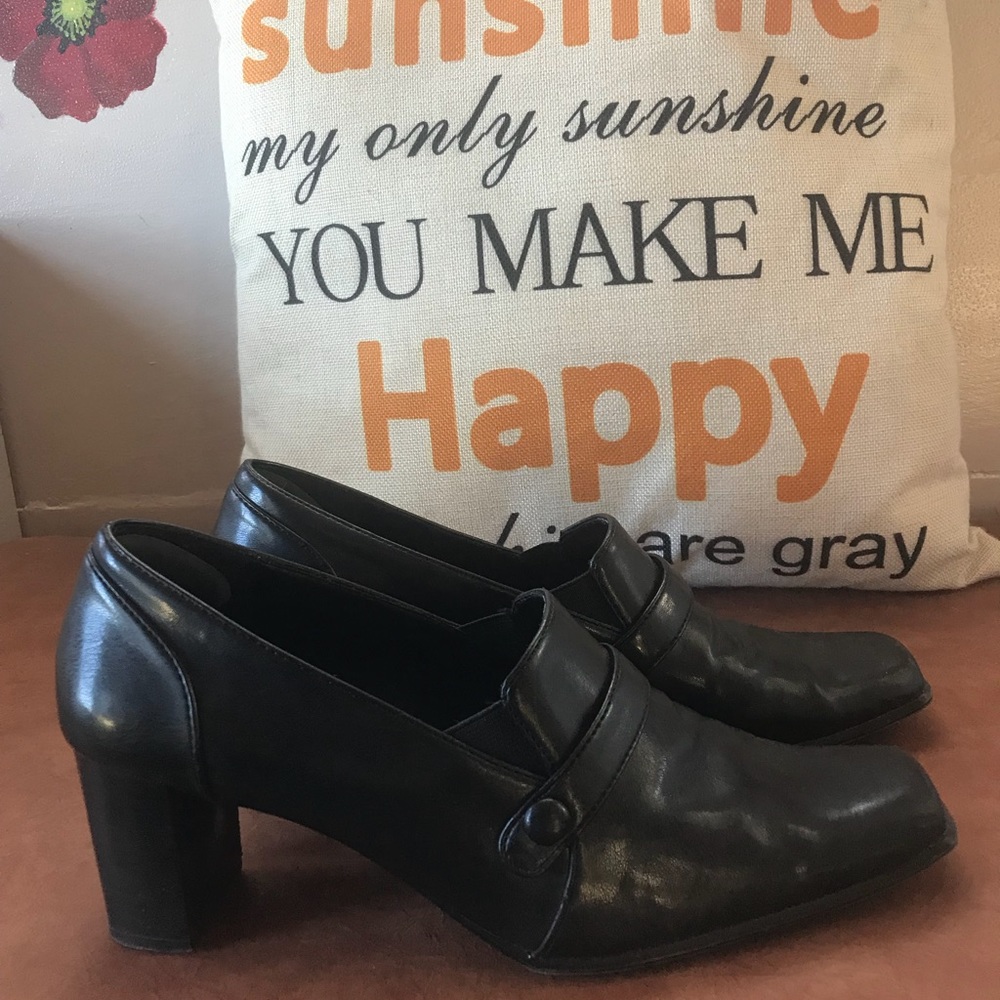 Liz Baker Lana Black dress shoes women’s size 9.5