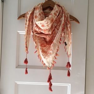 Prana Scarf