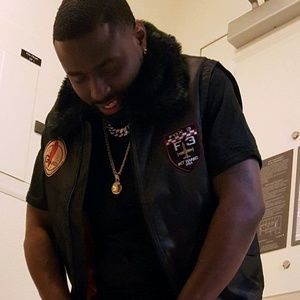 Meet your Posher, Devante