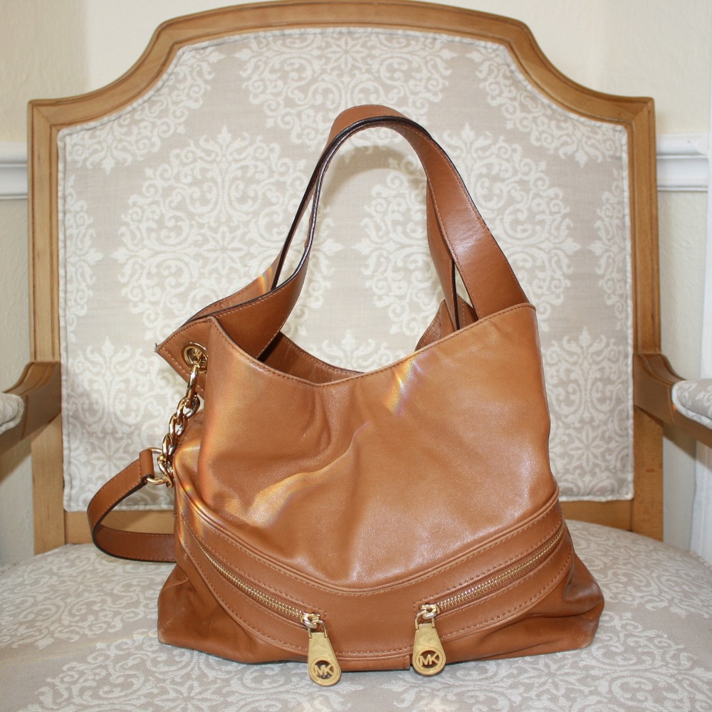 Michael Kors: Hobo Handbag