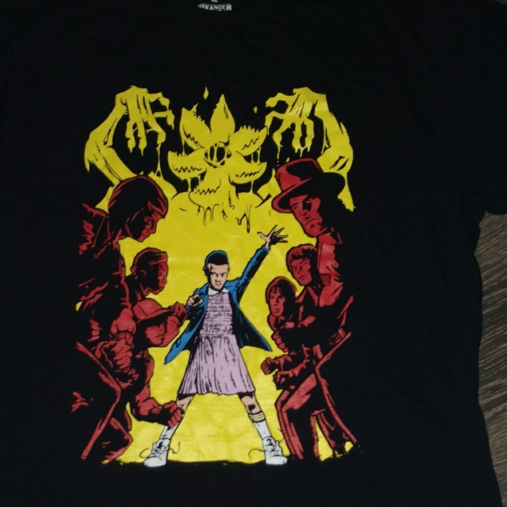*MOVING SALE** Stranger Things exclusive tee