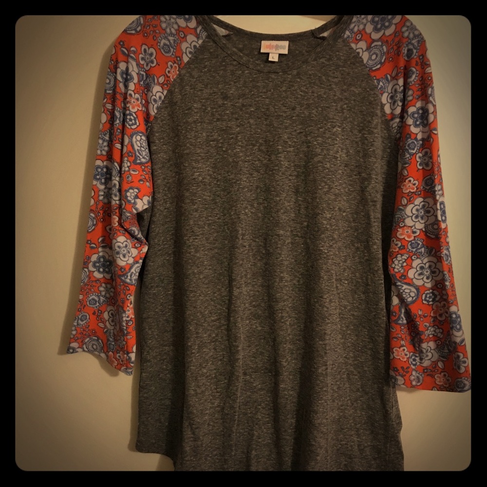 Lularoe Randy tee