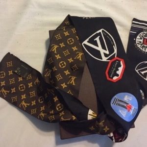 LAST ONE! Louis Vuitton world tour bandeau