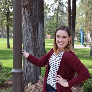 Meet your Posher, Ana