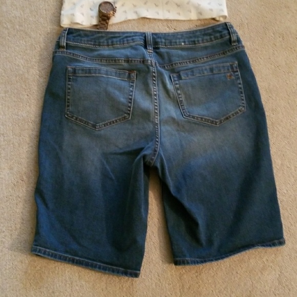 EUC Vince Camuto Jean bermuda Shorts - Picture 4 of 5