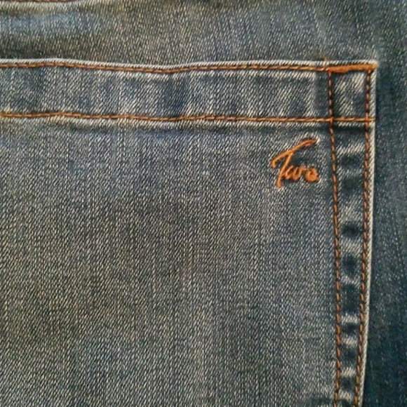 EUC Vince Camuto Jean bermuda Shorts - Picture 5 of 5