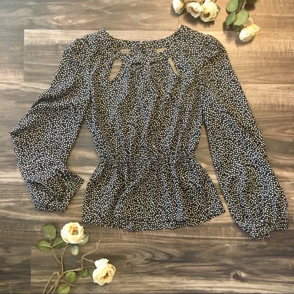 Adorable! CANDIE’S Heart Peplum Long Sleeve Blouse