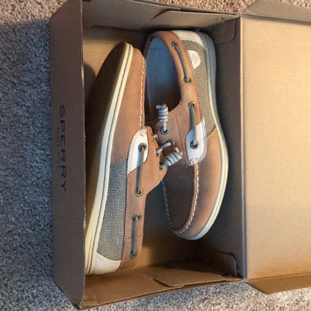 Sperry Topsiders