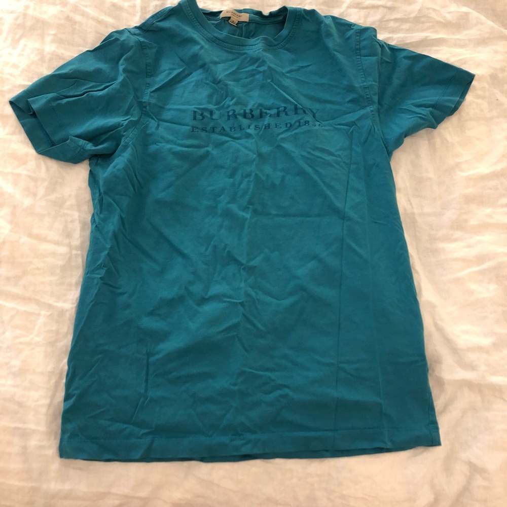 Burberry Tshirt