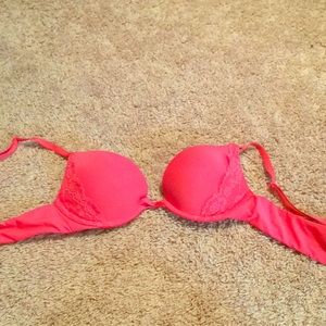 32A bra from Victoria’s Secret