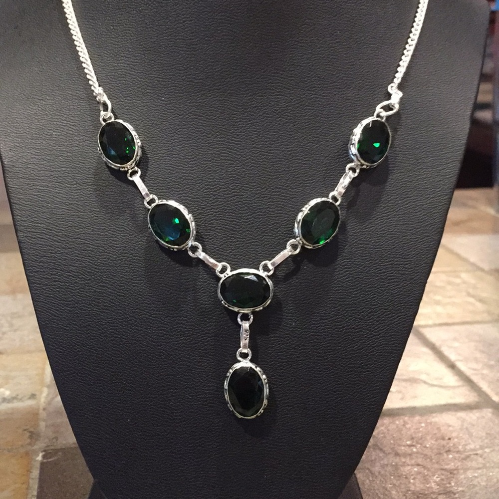 Genuine Chrome Diopside Necklace 104 Cts