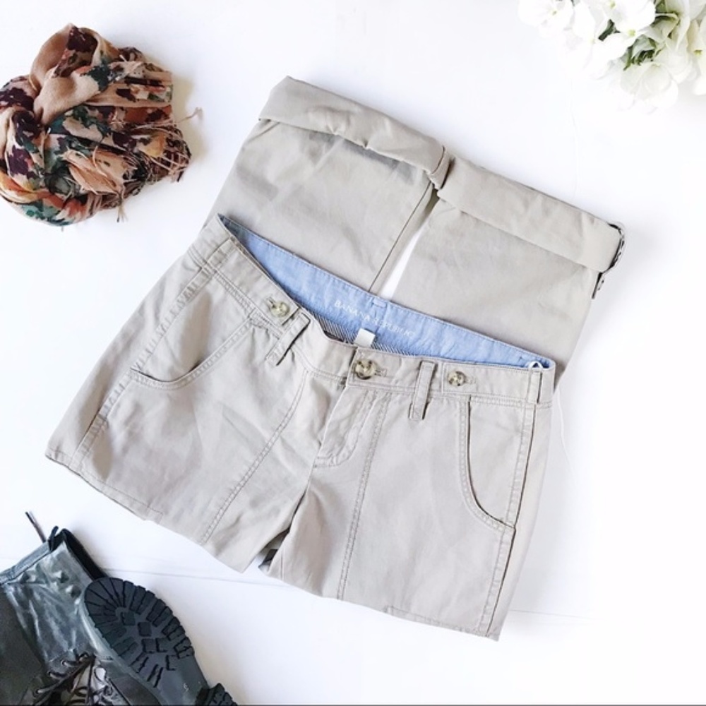 Banana Republic Cargo Chino