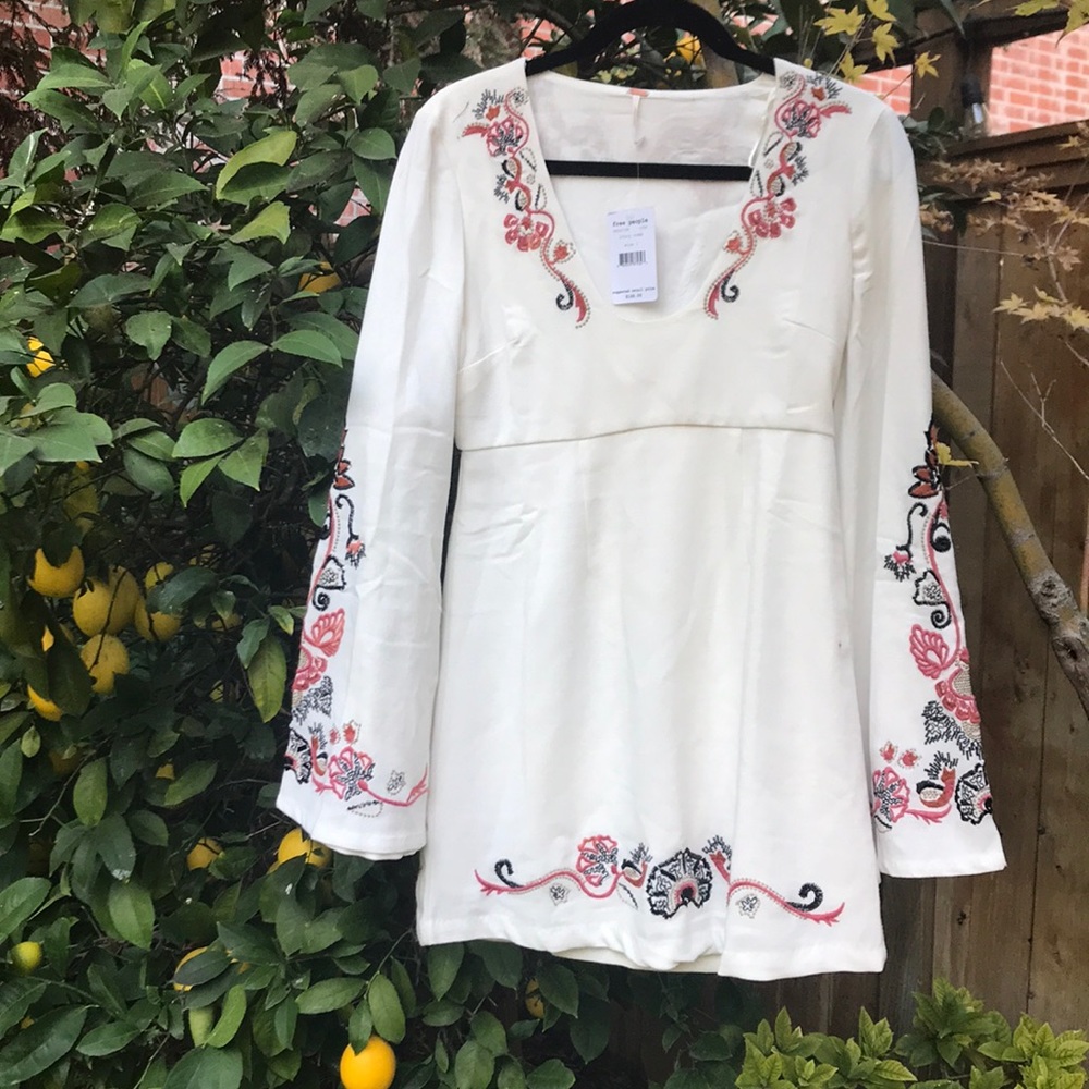 Free People bohemian dress w/ embroidery details