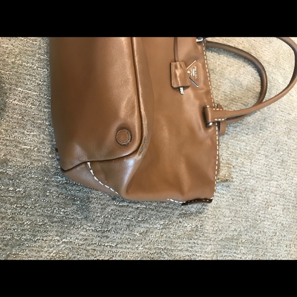 Tan Prada Tote - Picture 4 of 4