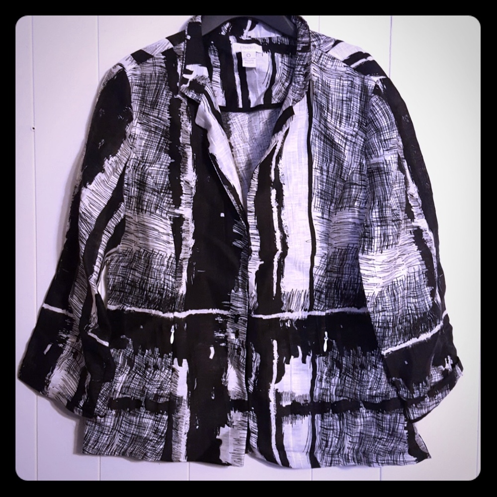 Light weight chicos button down blazer jacket