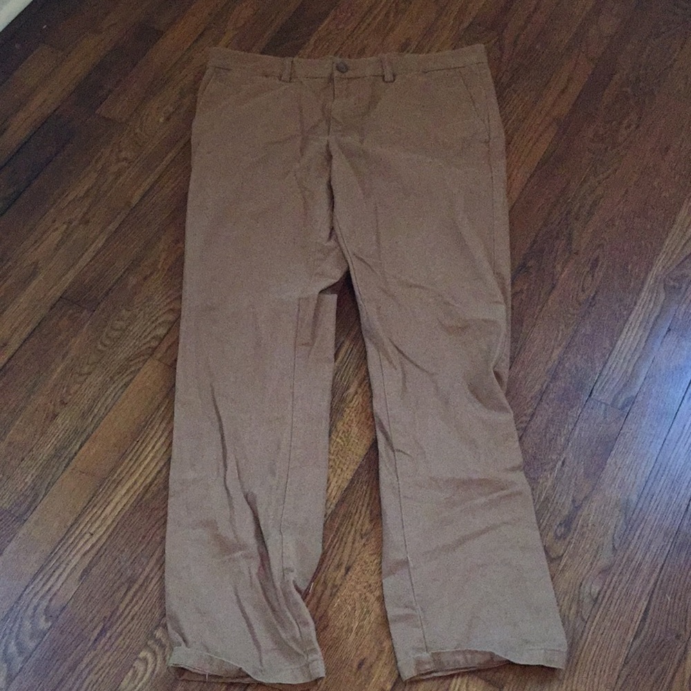 Old Navy Men’s Khakis