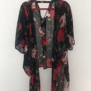 Gorgeous floral kimono ✨