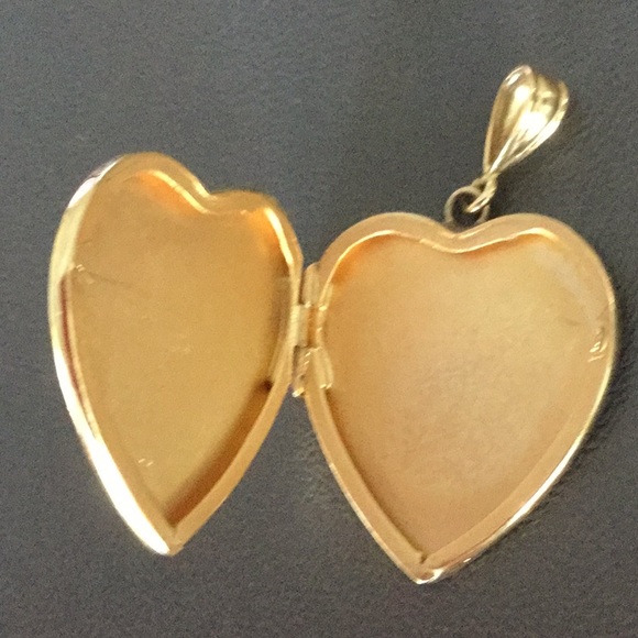 HF Barrows Jewelry Beautiful Vtg 4k Gold Heart Locket By Hf Barrows Poshmark