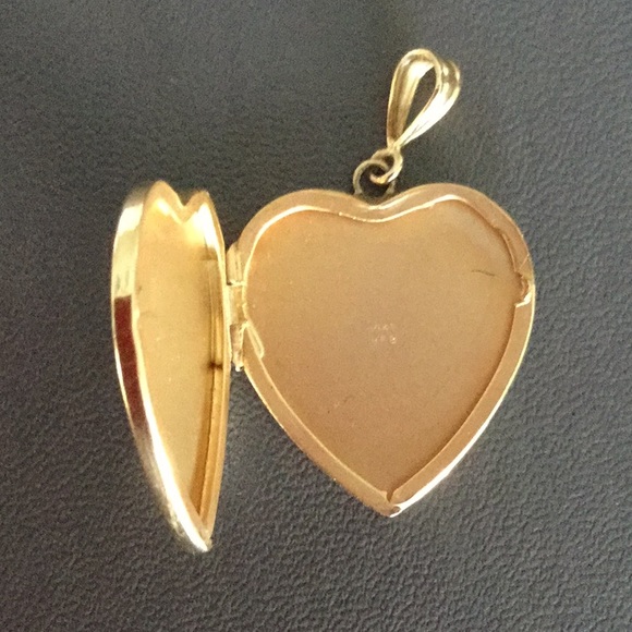 HF Barrows Jewelry Beautiful Vtg 4k Gold Heart Locket By Hf Barrows Poshmark