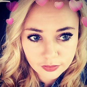 Meet your Posher, Kaydee