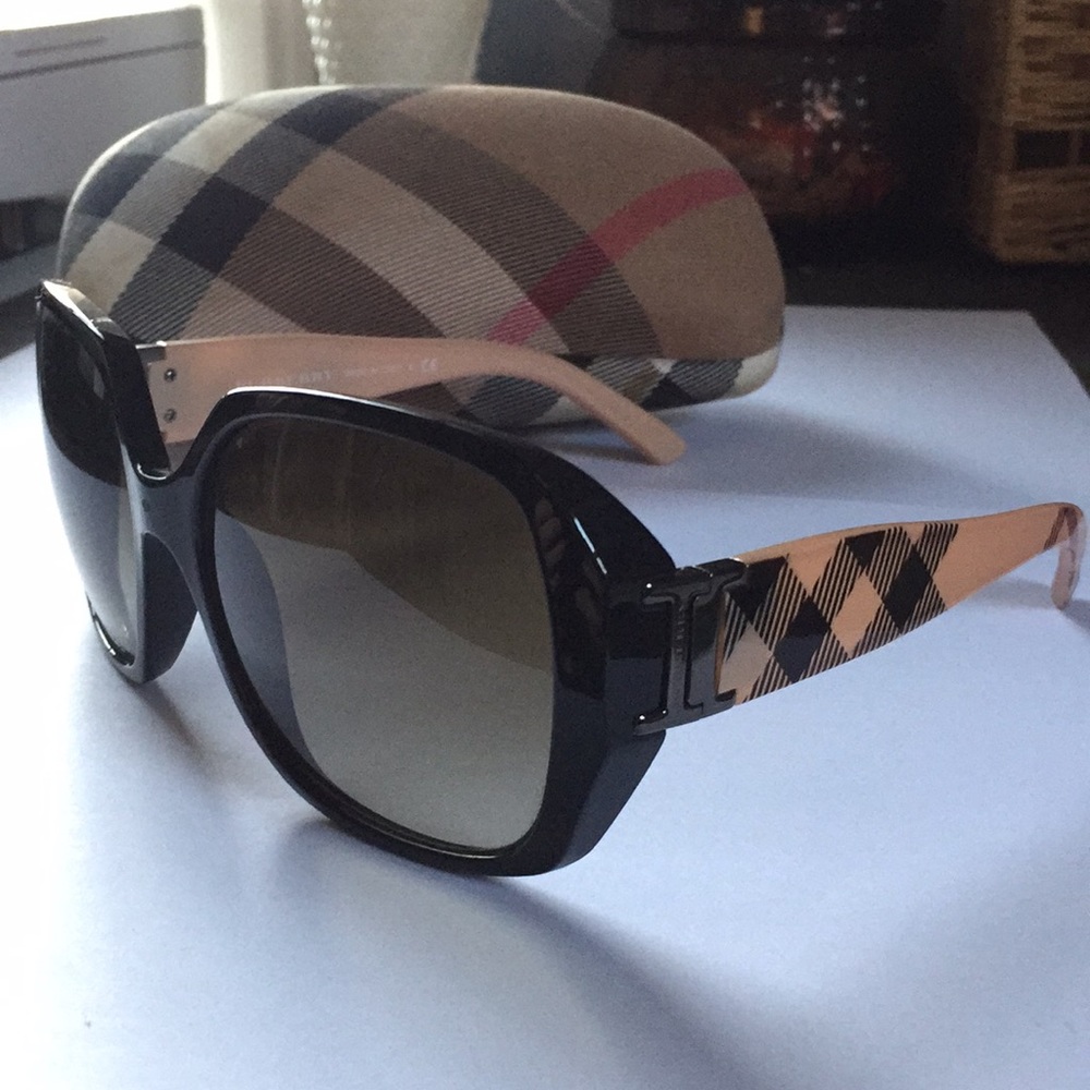 Authentic Burberry sunglasses with case