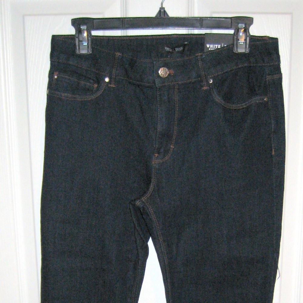 NWT White House Black Market Skinny Flare 8R