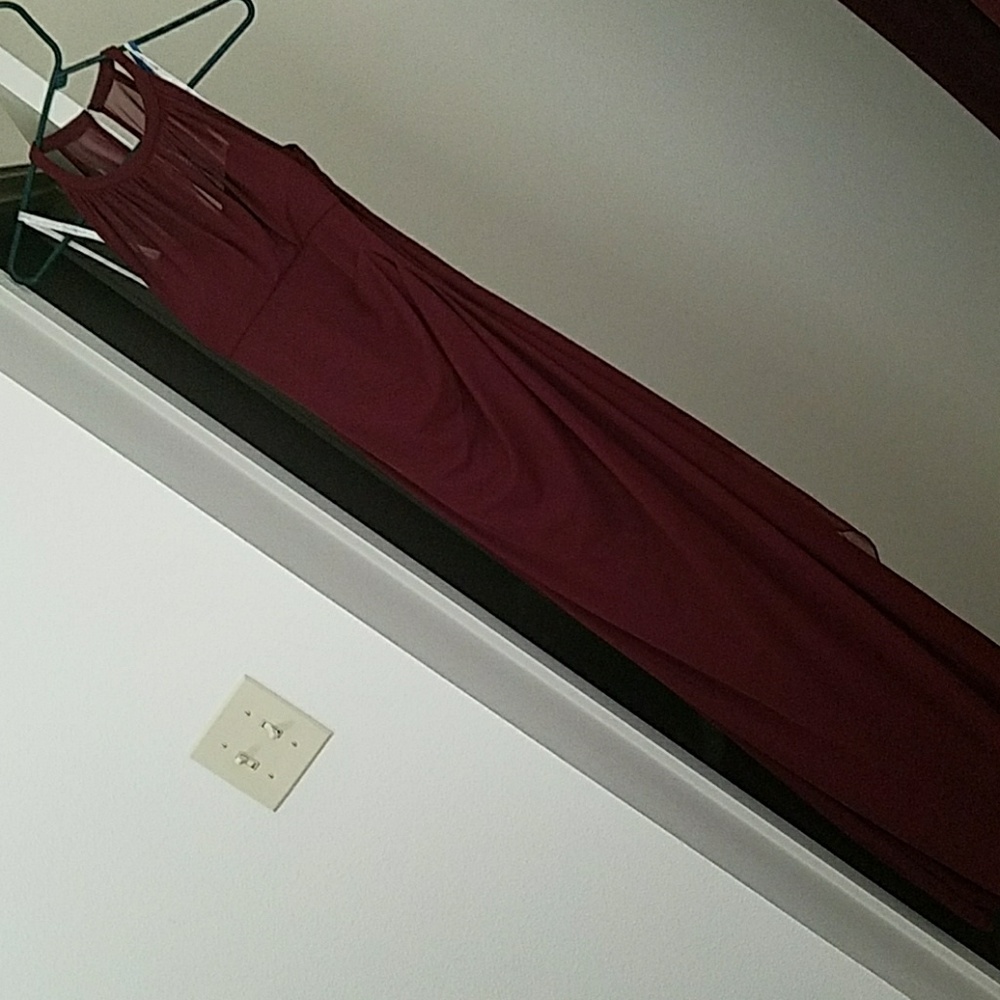 F15662 wine Davids Bridal bridesmaid