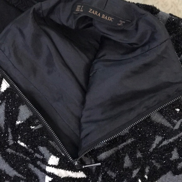 Zara Basic Skirt - Picture 4 of 5