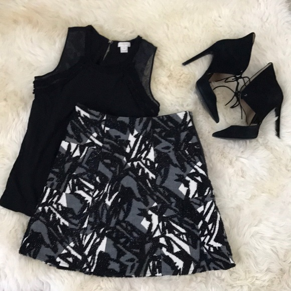 Zara Basic Skirt - Picture 1 of 5
