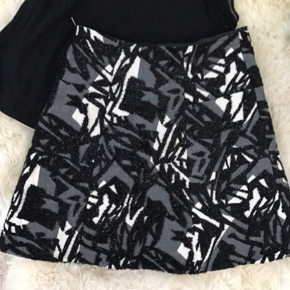 Zara Basic Skirt - Picture 3 of 5