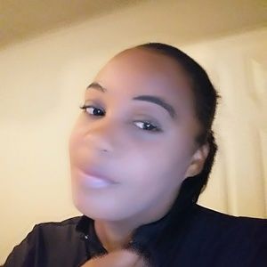 Meet your Posher, Anjeanette