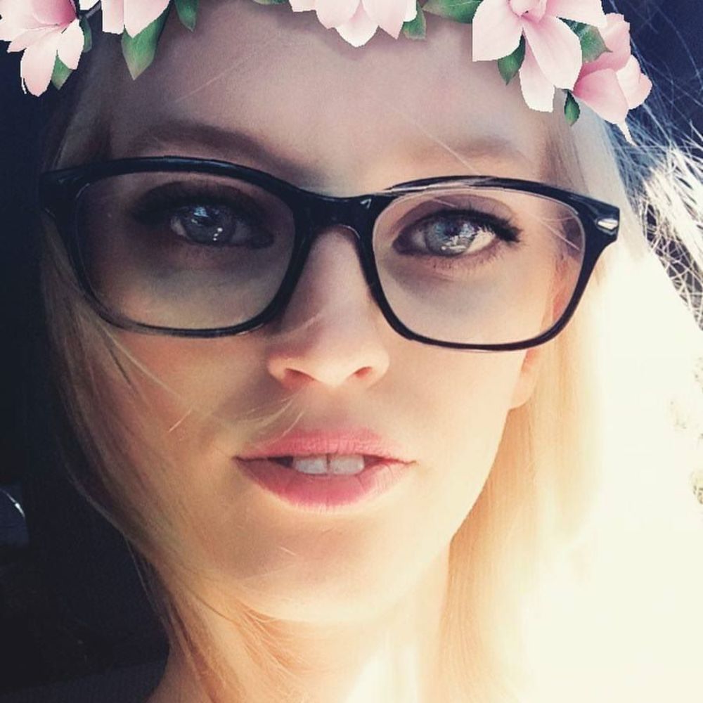 Meet your Posher, Fallyn