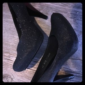 Gabriella Rocha black glitter pumps.