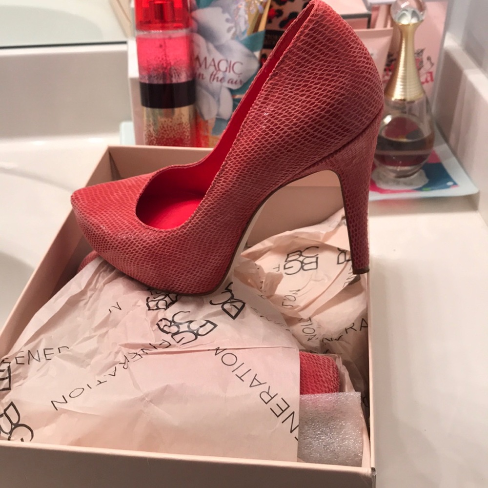 BCBG Pumps