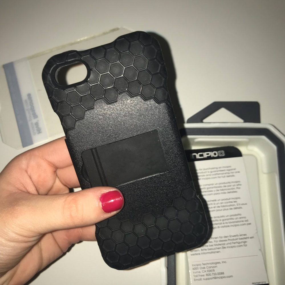 Incipio IPod 5 case